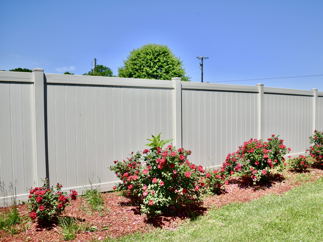new white privacy fence